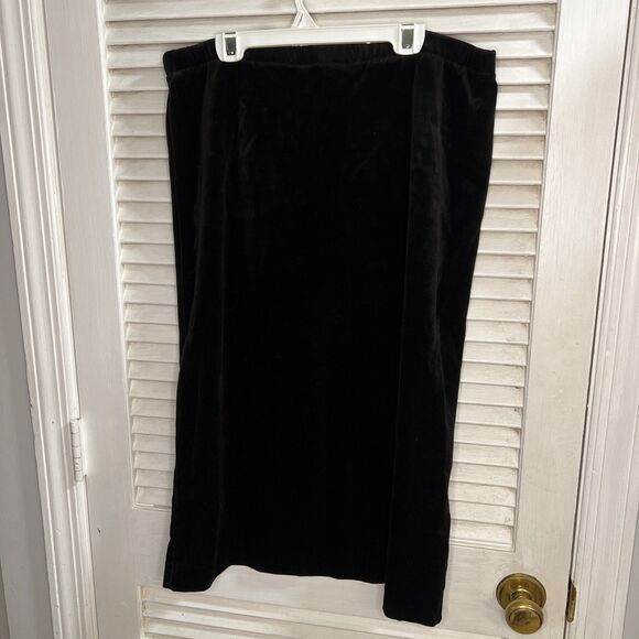 Vintage Act lll Black Midi Skirt Pull on Sz 12 , Velour , Classic, Holiday - Picture 2 of 6